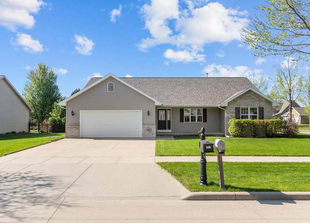 Property at 3921 E Appleview Dr, Appleton, WI 54913, 3 beds, 3 baths
