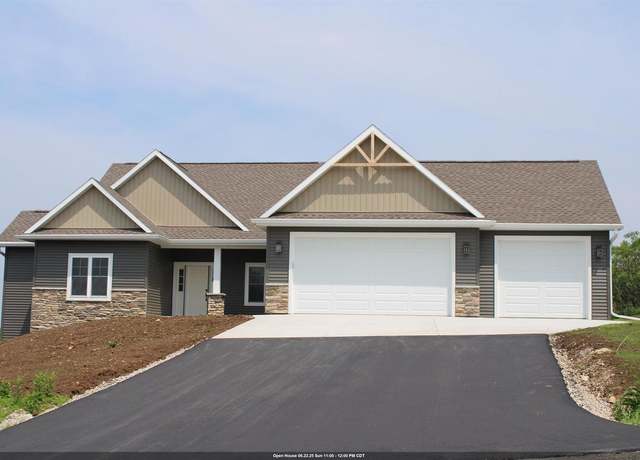 Property at W4241 Hilltop Dr, Fond Du Lac, WI 54937, 3 beds, 2 baths