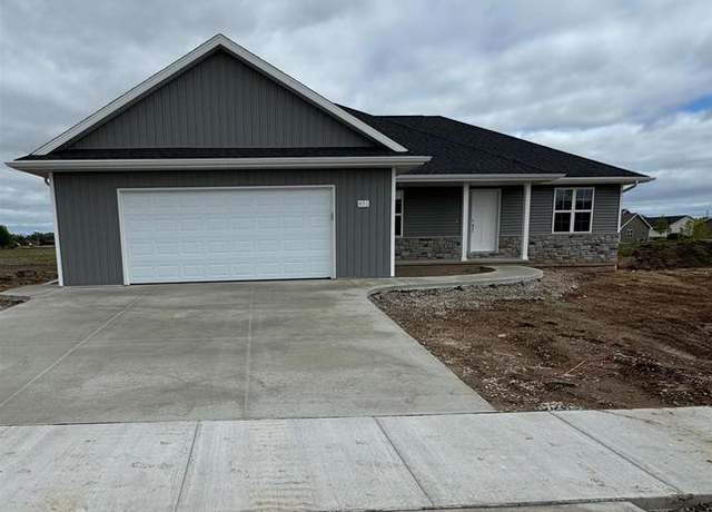 Property at 851 Joeanna Way, Pulaski, WI 54162, 3 beds, 2 baths