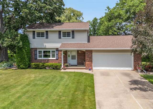 Property at 1356 Maricopa Dr, Oshkosh, WI 54904, 3 beds, 1.5 baths