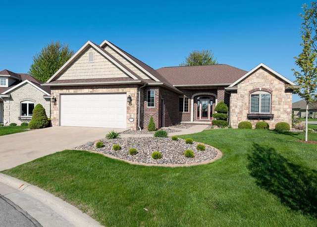 Property at 870 Eden Ct, Menasha, WI 54956, 2 beds, 3 baths