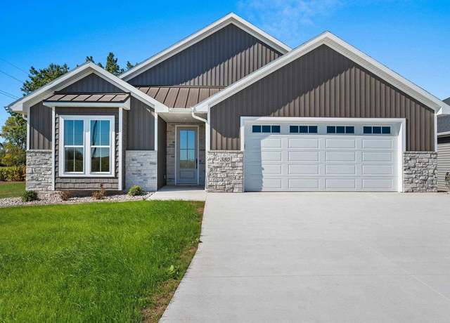 Property at 380 Eaglewood Trl, Green Bay, WI 54311, 2 beds, 2 baths