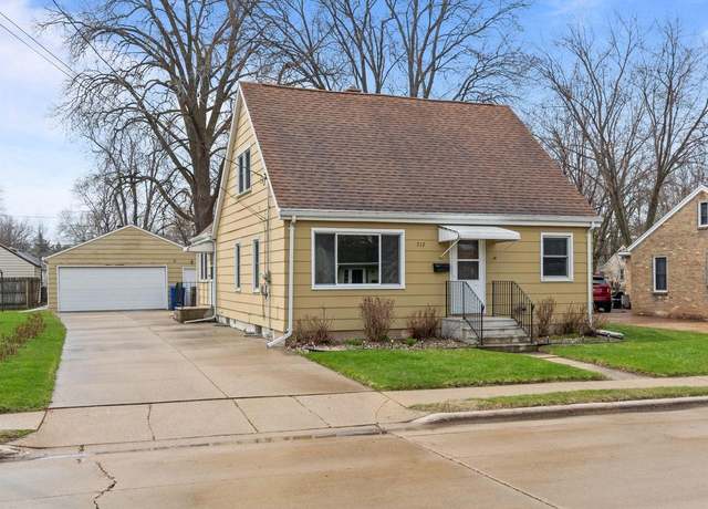 Property at 717 9th St, Menasha, WI 54952, 4 beds, 2 baths
