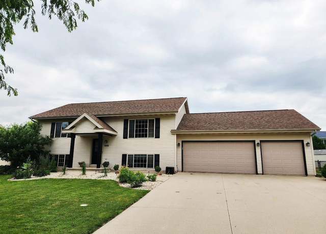 Property at 1091 County Road V, Fond Du Lac, WI 54935, 4 beds, 2 baths
