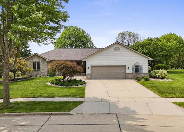Property at 4509 N Haymeadow Ave, Appleton, WI 54913, 3 beds, 3 baths