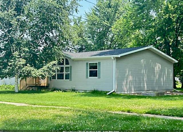 Property at 227 Cedar St, Ripon, WI 54971, 3 beds, 3.5 baths
