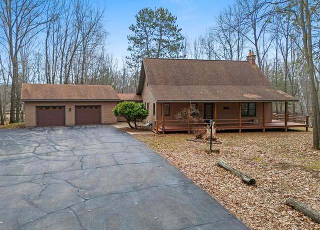 Property at 3011 Susies Hill Ct, Oconto, WI 54153, 2 beds, 2 baths