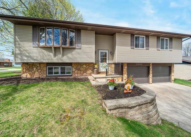 Property at 3000 E Killdeer Ln, Appleton, WI 54915, 3 beds, 2.5 baths