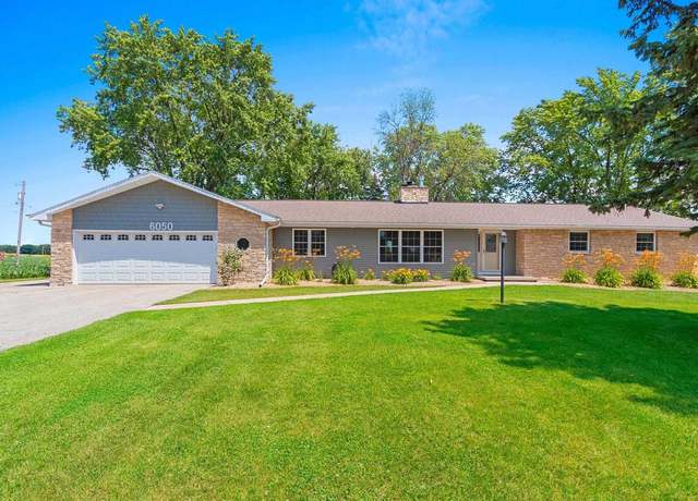 Property at 6050 N French Rd, Appleton, WI 54913, 5 beds, 3.5 baths