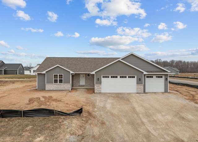 Property at W5808 Roundstone Pl, Menasha, WI 54952, 3 beds, 2.5 baths