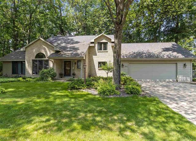 Property at 2060 Trissino Way, Green Bay, WI 54313, 3 beds, 2.5 baths