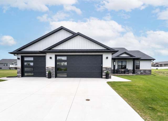 Property at N1836 Schroeder Farm Dr, Greenville, WI 54942, 3 beds, 2.5 baths