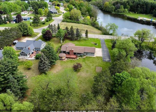 Property at 171 8th St, Clintonville, WI 54929, 3 beds, 3.5 baths