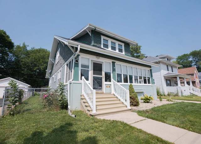 Property at 406 S Park Ave, Fond Du Lac, WI 54935, 3 beds, 1.5 baths