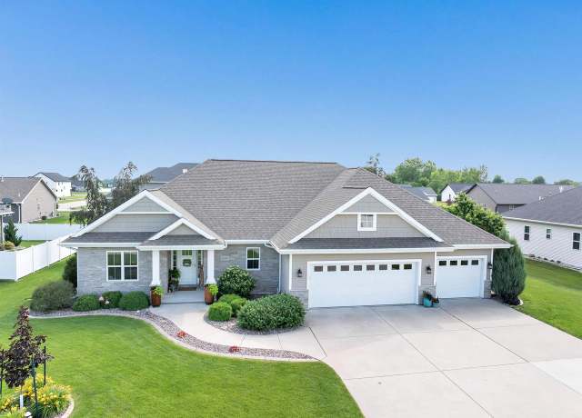 Property at 2315 Gringotts Way, De Pere, WI 54115, 4 beds, 3 baths