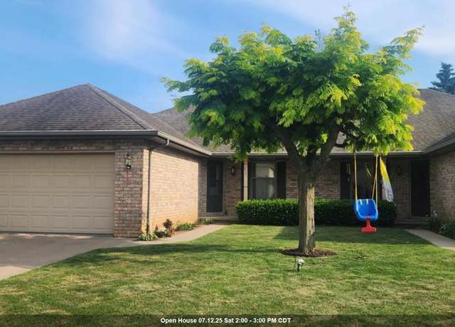 Property at 2921 W Creek Valley Ln, Appleton, WI 54914, 2 beds, 1.5 baths