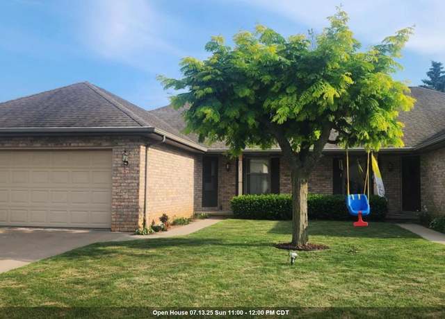 Property at 2921 W Creek Valley Ln, Appleton, WI 54914, 2 beds, 1.5 baths