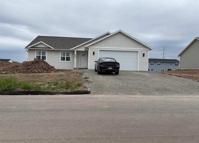Property at 3915 E Teton Ln, Appleton, WI 54913, 3 beds, 2 baths