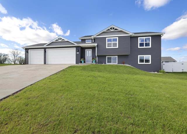 Property at 309 Ashtin Way, Hortonville, WI 54944, 3 beds, 2.5 baths