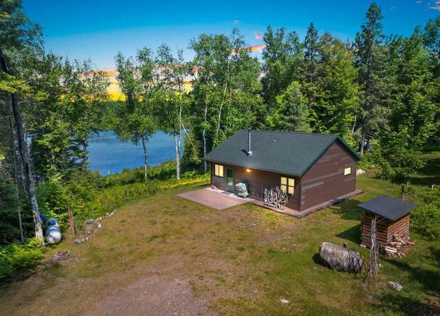 Property at 720 Moonlight Ln, Armstrong Creek, WI 54103, 2 beds, 1 bath