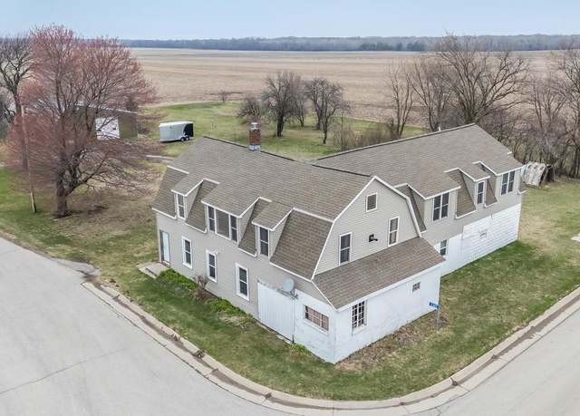 Property at 6303 County Rd T, Oshkosh, WI 54904, 3 beds, 1 bath