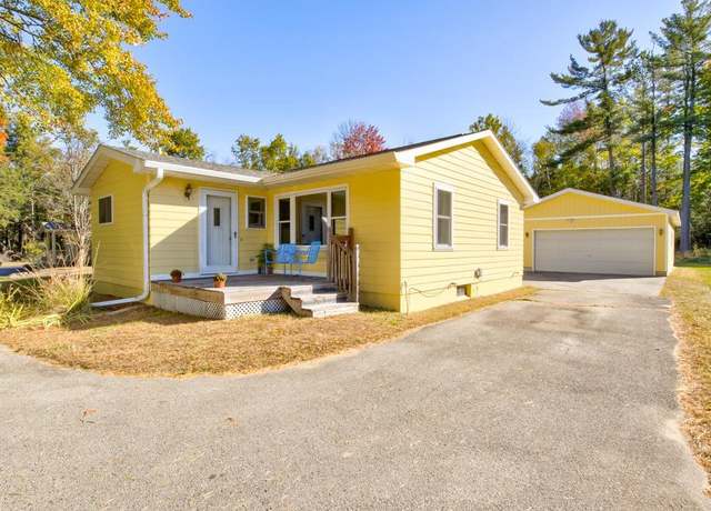 Property at N568 River Dr, Menominee, MI 49858, 3 beds, 1.5 baths