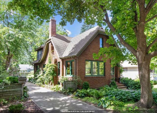 Property at 1503 S Memorial Dr, Appleton, WI 54915, 4 beds, 2 baths