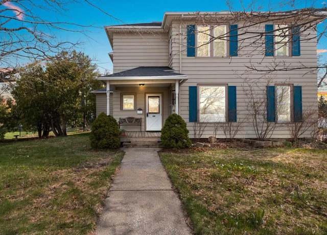 Property at 130 S 5th Ave, Sturgeon Bay, WI 54235, 5 beds, 3 baths