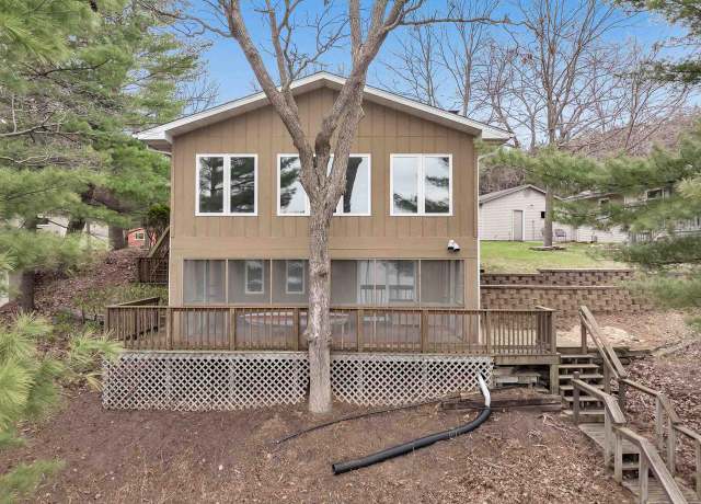 Property at N1884 Deer Ridge Ct, Wautoma, WI 54982, 3 beds, 2.5 baths