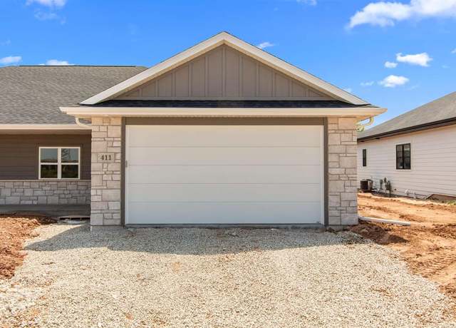 Property at 411 Founders Way, Little Chute, WI 54140, 3 beds, 2 baths