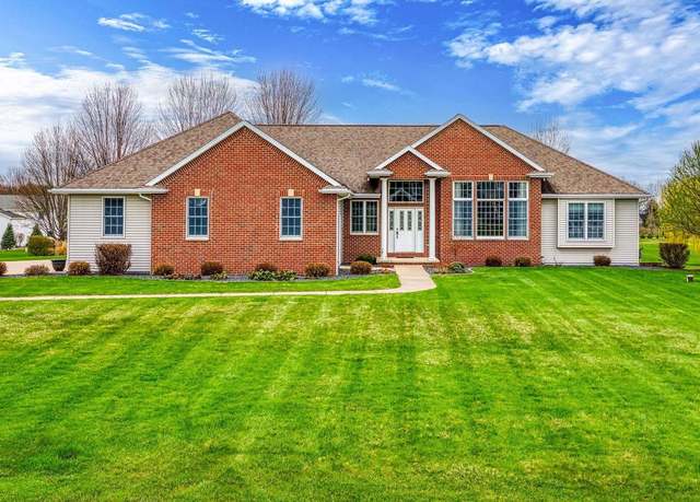 Property at 3334 Knox Ln, Neenah, WI 54956, 5 beds, 3.5 baths