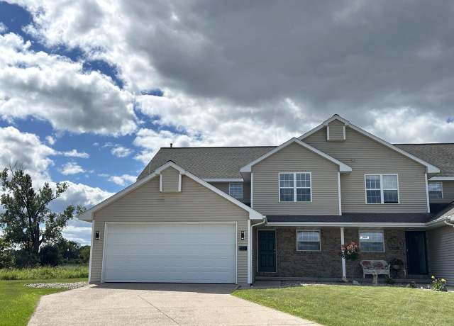 Property at 2508 W Crais Ct, De Pere, WI 54115, 4 beds, 2 baths