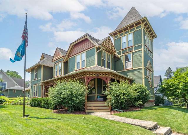 Property at 205 State St, Ripon, WI 54971, 4 beds, 3 baths