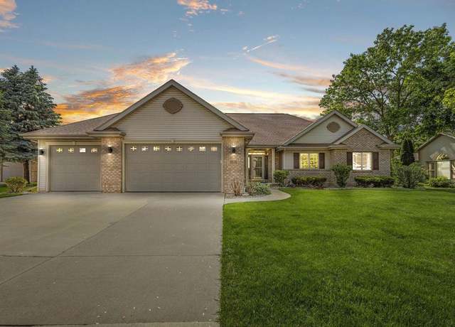 Property at 1323 Bradford Ct, Neenah, WI 54956, 3 beds, 3 baths