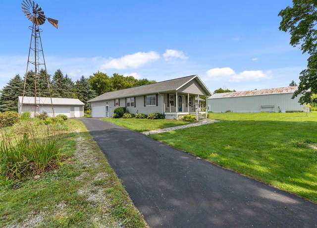 Property at W12717 Olden Rd, Ripon, WI 54971, 3 beds, 2 baths