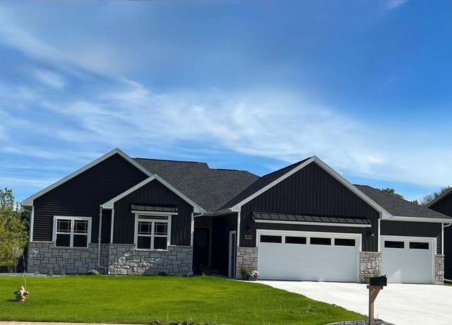 Property at 1885 Forest Glen Rd, Neenah, WI 54956, 4 beds, 3 baths