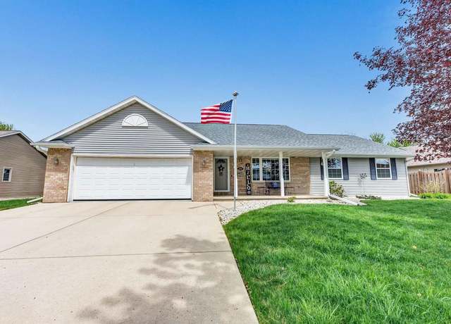 Property at 326 Lantern Ln, De Pere, WI 54115, 3 beds, 3 baths