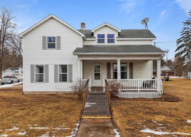 Property at 357 Broadway St, Berlin, WI 54923, 3 beds, 1 bath