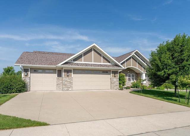 Property at 2105 Morningstar Ln, Oshkosh, WI 54904, 5 beds, 3.5 baths
