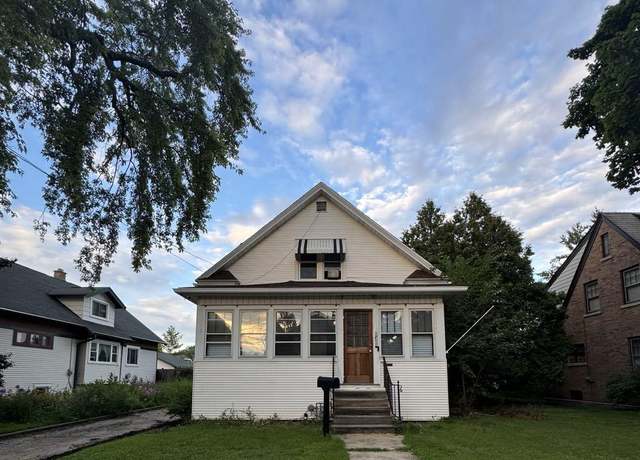 Property at 640 Bowen St, Oshkosh, WI 54901, 4 beds, 1 bath