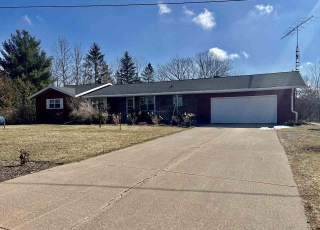 Property at 10144 W Tree Lake Rd, Rosholt, WI 54473, 4 beds, 2.5 baths