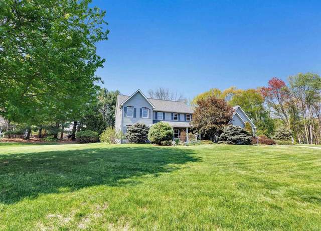Property at 4514 Mohawk Ct, Green Bay, WI 54313, 4 beds, 3.5 baths