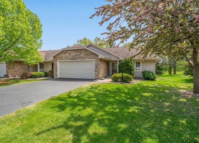 Property at 2541 Havenwood Dr, Oshkosh, WI 54904, 2 beds, 3 baths