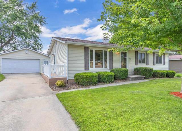 Property at 852 Martin Ave, Fond Du Lac, WI 54935, 3 beds, 2 baths