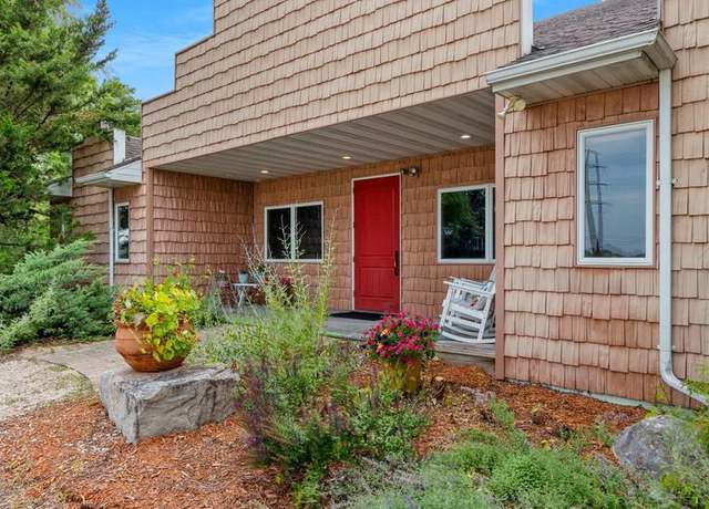 Property at 3899 Old Highway Rd, Sturgeon Bay, WI 54235, 4 beds, 4.5 baths