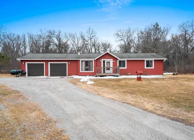 Property at W13671 Merlin Ln, Crivitz, WI 54114, 4 beds, 3 baths