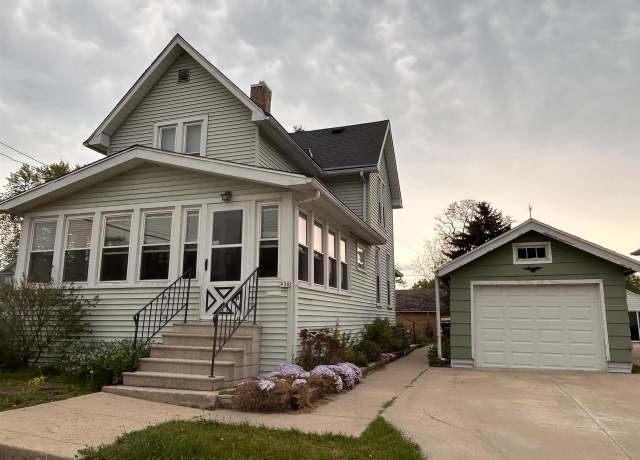 Property at 938 Mt Vernon St, Oshkosh, WI 54902, 3 beds, 1 bath