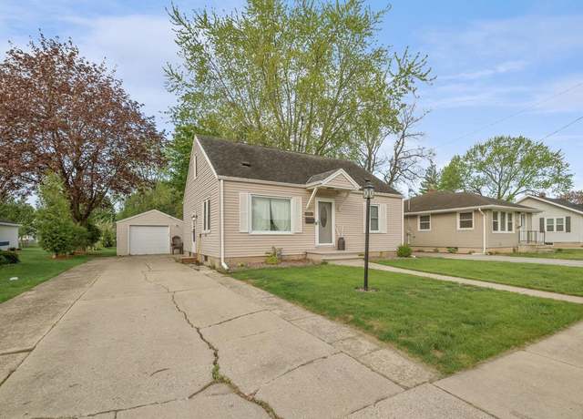 Property at 1227 Elmore St, Green Bay, WI 54303, 3 beds, 2 baths