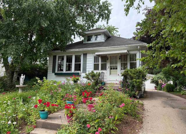 Property at 1947 Oregon St, Oshkosh, WI 54902, 2 beds, 1 bath