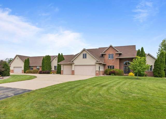 Property at W1288 Appleland Way, Kaukauna, WI 54130, 4 beds, 3.5 baths